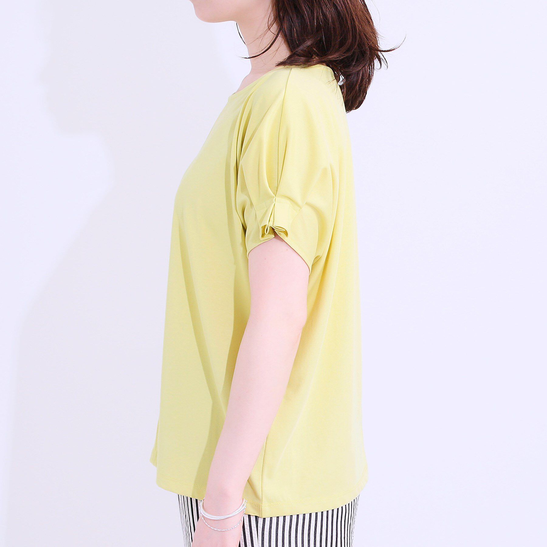 SHOO･LA･RUE「【S-LL/ひんやり/UV/プチプラ】お袖タックで好印象 デザインTシャツ」|Tシャツ・カットソー|