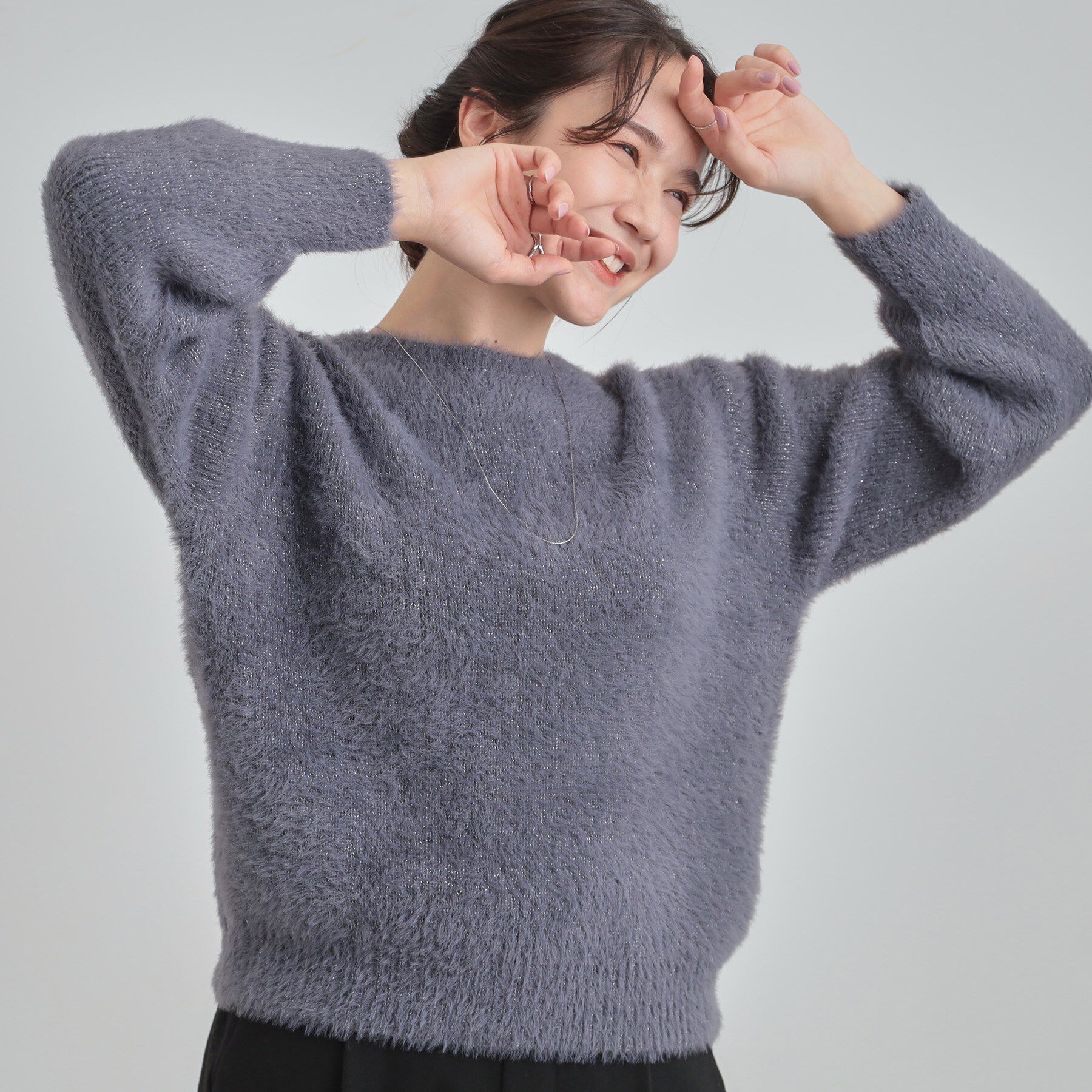 SHOO･LA･RUE「【S-LL】きらっと華やか ふんわりラメフェザーニット」|ニット・セーター|チャコールグレー(0