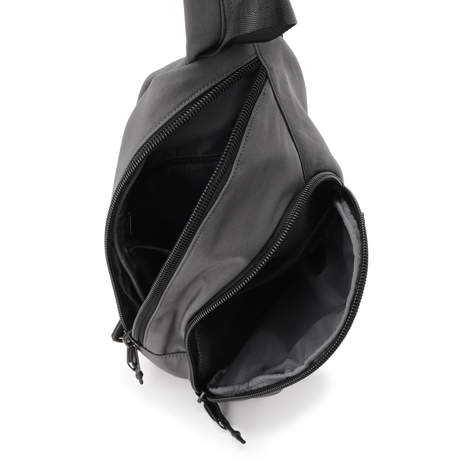 Dessin「【軽量・多ポケット】ナイロンボディバッグ」|その他|