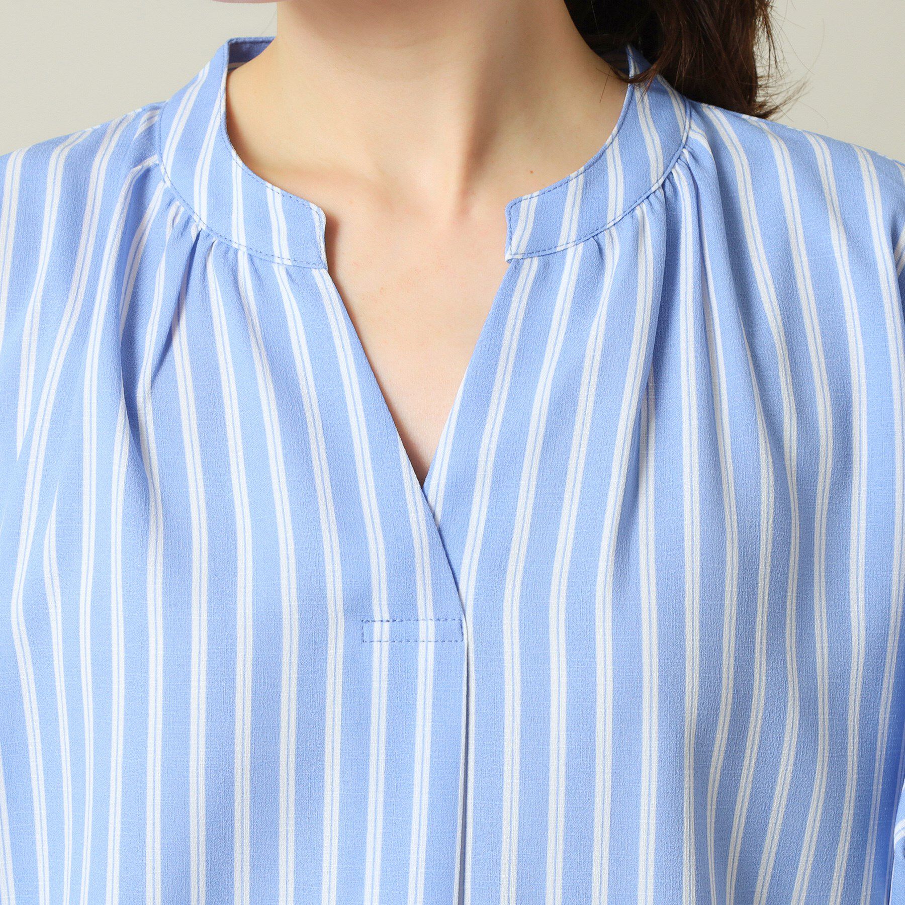 ITS&rsquo;DEMO「【UVケア/吸水速乾/洗濯機OK/冷感】麻調合繊チュニックブラウス＜ラク服シリーズ＞」|シャツ・ブラウス|