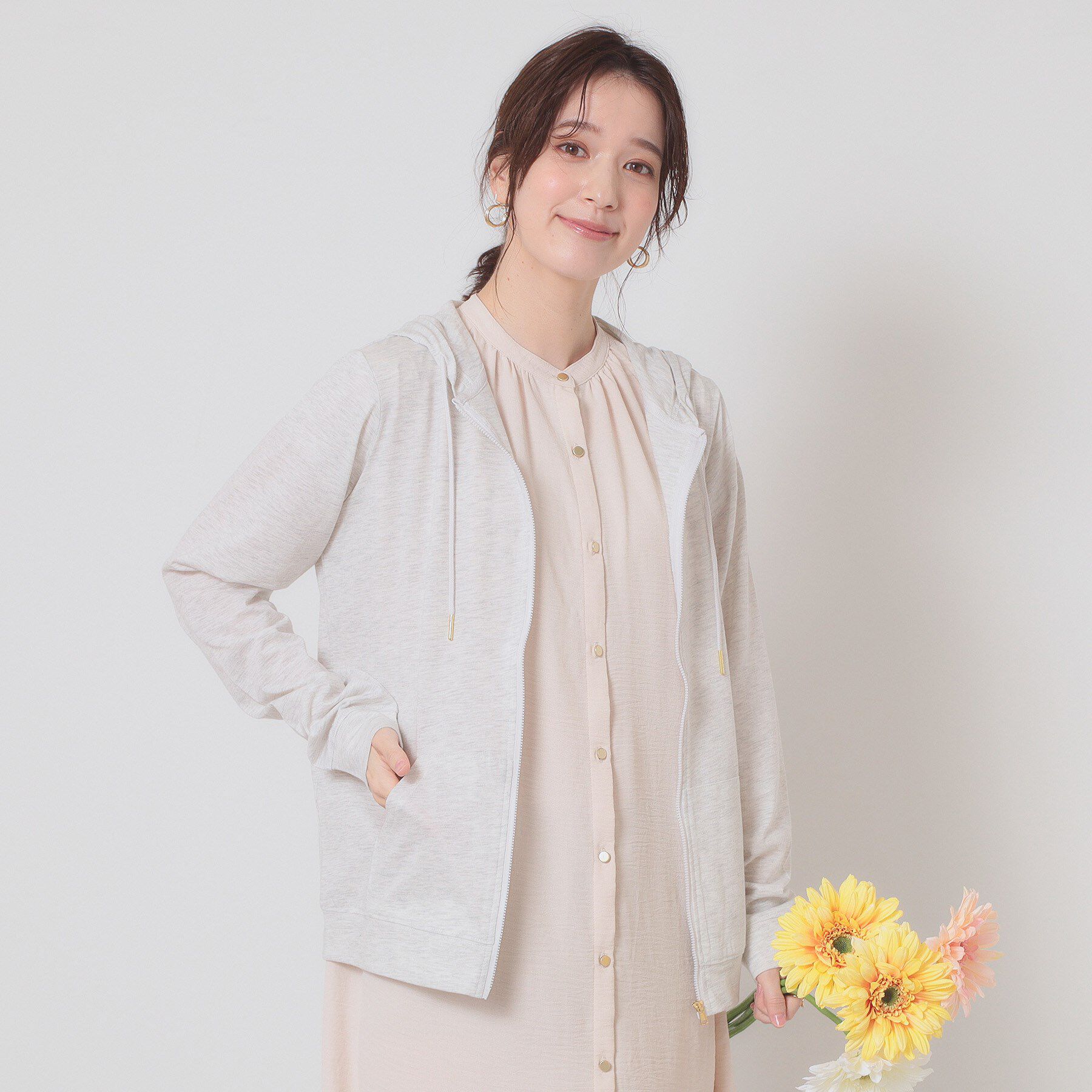 ITS&rsquo;DEMO「【定番人気／手洗い可／M・L展開】UVカットパーカ」|パーカー|ライトグレー(011