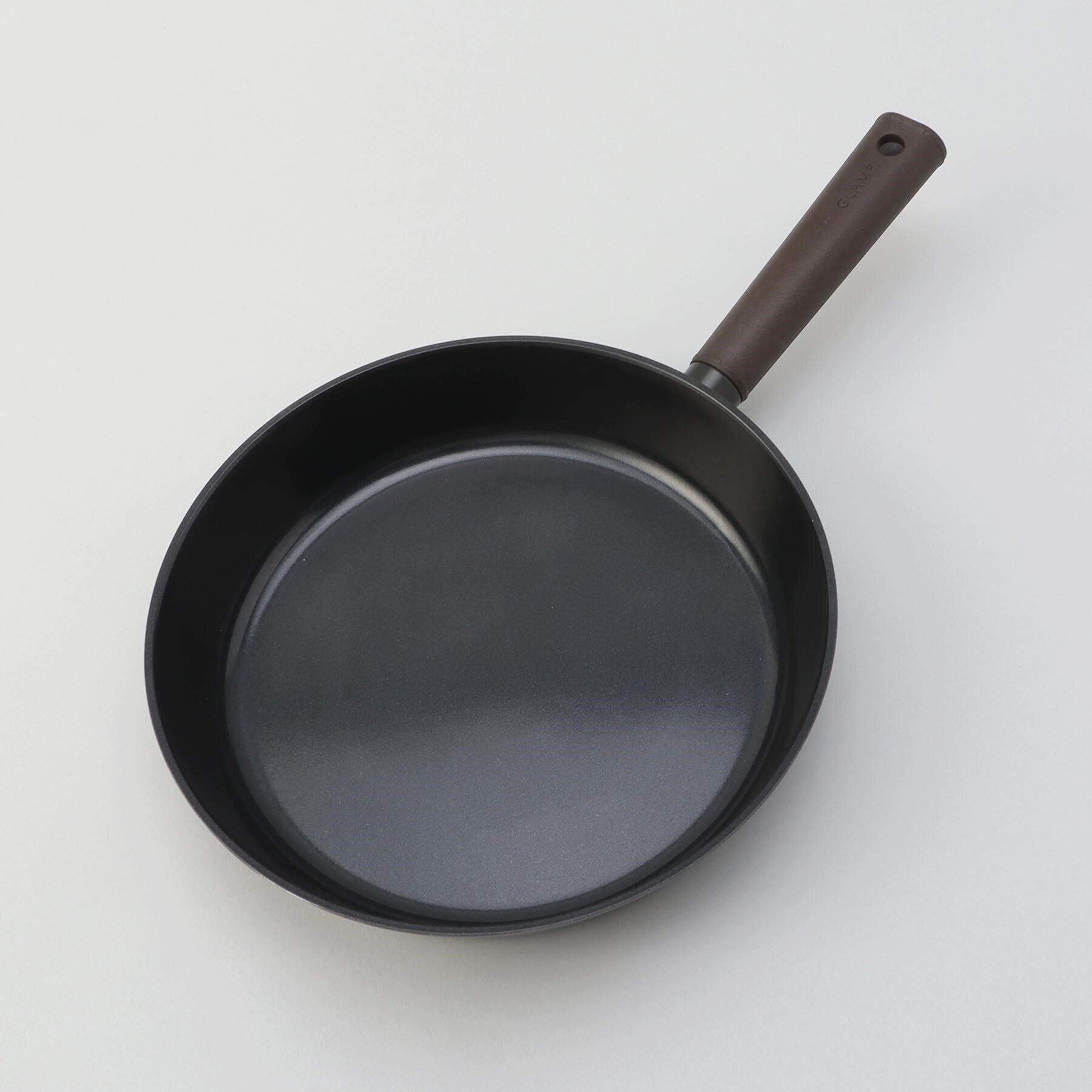 212 KITCHEN STORE「◆セラミックフライパン 26cm BK ＜GLAMP. グランプ＞」|食器・キッチングッズ|