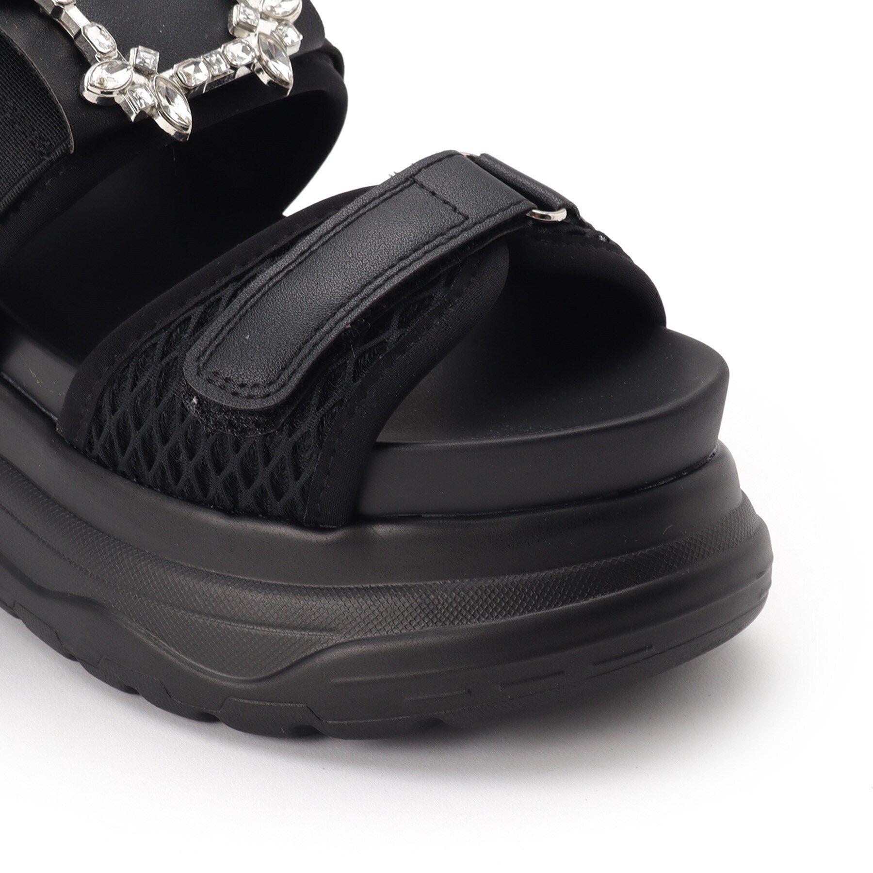 csT&P「軽量厚底2段ソール ビジューサンダル」|サンダル|