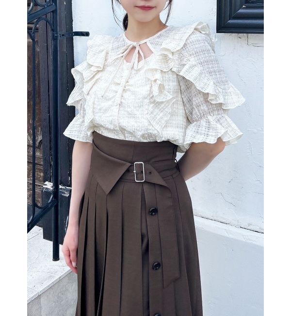 dazzlin「デコルテオープンペプラムブラウス」|シャツ・ブラウス|アイボリー