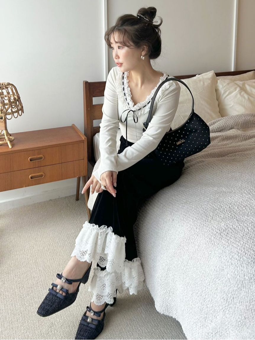 LILY BROWN Lingerie「【LILY BROWN Lingerie】フリルレースボディスーツ(Hearts2Hearts着用)」|Tシャツ・カットソー|