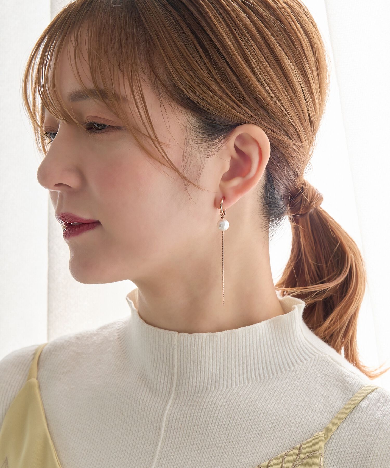 Phoebe「シェルパールスウィングイヤリング　ローズゴールド」|イヤリング|