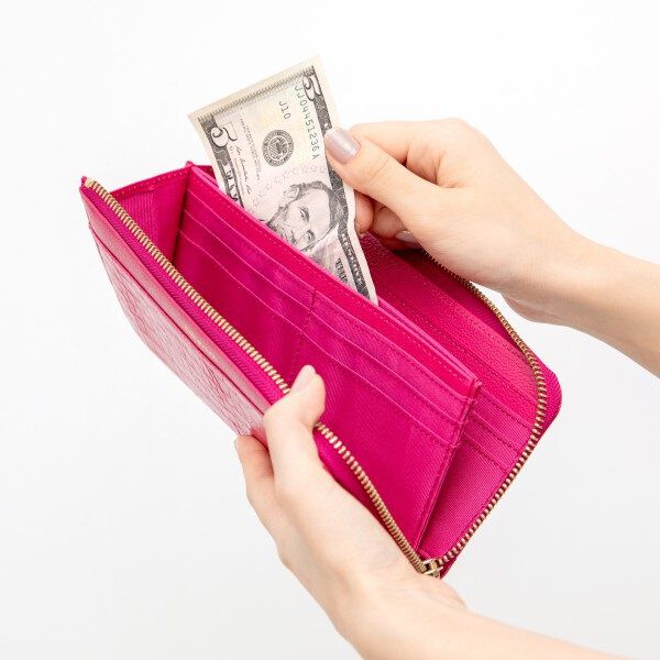  「メタルチャーム・ＬＦロング　ウォレット　／Ｌｉｌｉｅｔｍｏｉ」|財布|ピンク