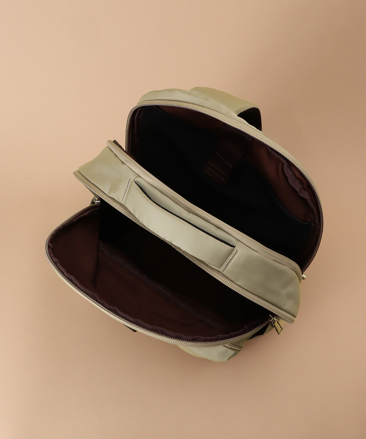 Samantha Thavasa「フロントポケットデザイン リュック」|リュック|