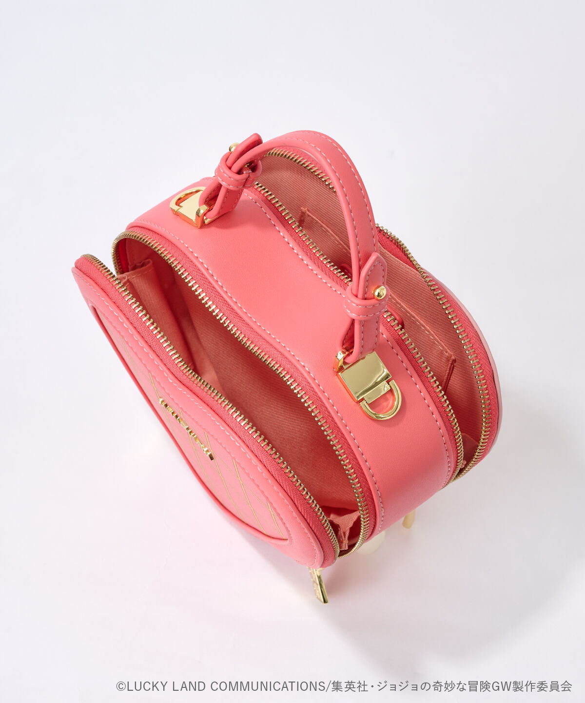 Samantha Vega「ｱﾆﾒ｢ｼﾞｮｼﾞｮの奇妙な冒険 黄金の風｣ｺﾗﾎﾞｼｮﾙﾀﾞｰﾊﾞ」|ショルダー・メッセンジャー|