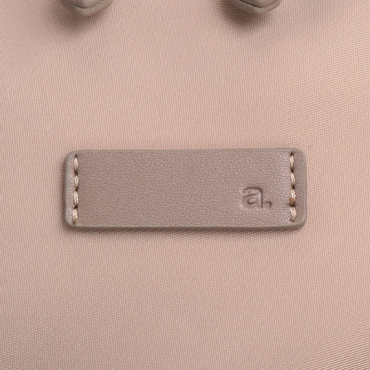 ace.「ace. エセンシア ワークスタイルビューティーズ ビジネスリュック A4／13.3インチサイズ 11483」|リュック|