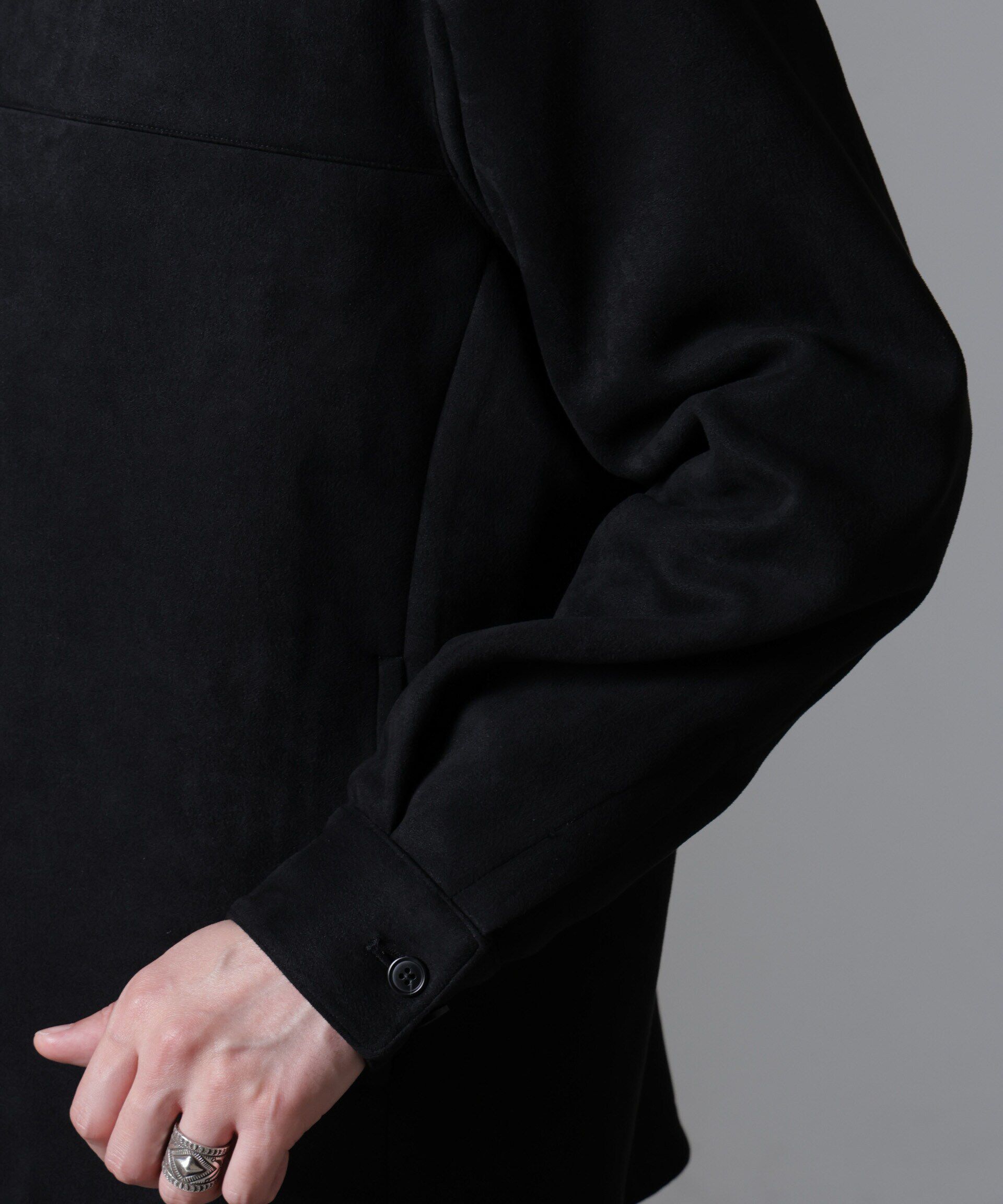 nano･universe「フェイクスウェードストレッチシャツブルゾン」|ブルゾン・スタジャン|