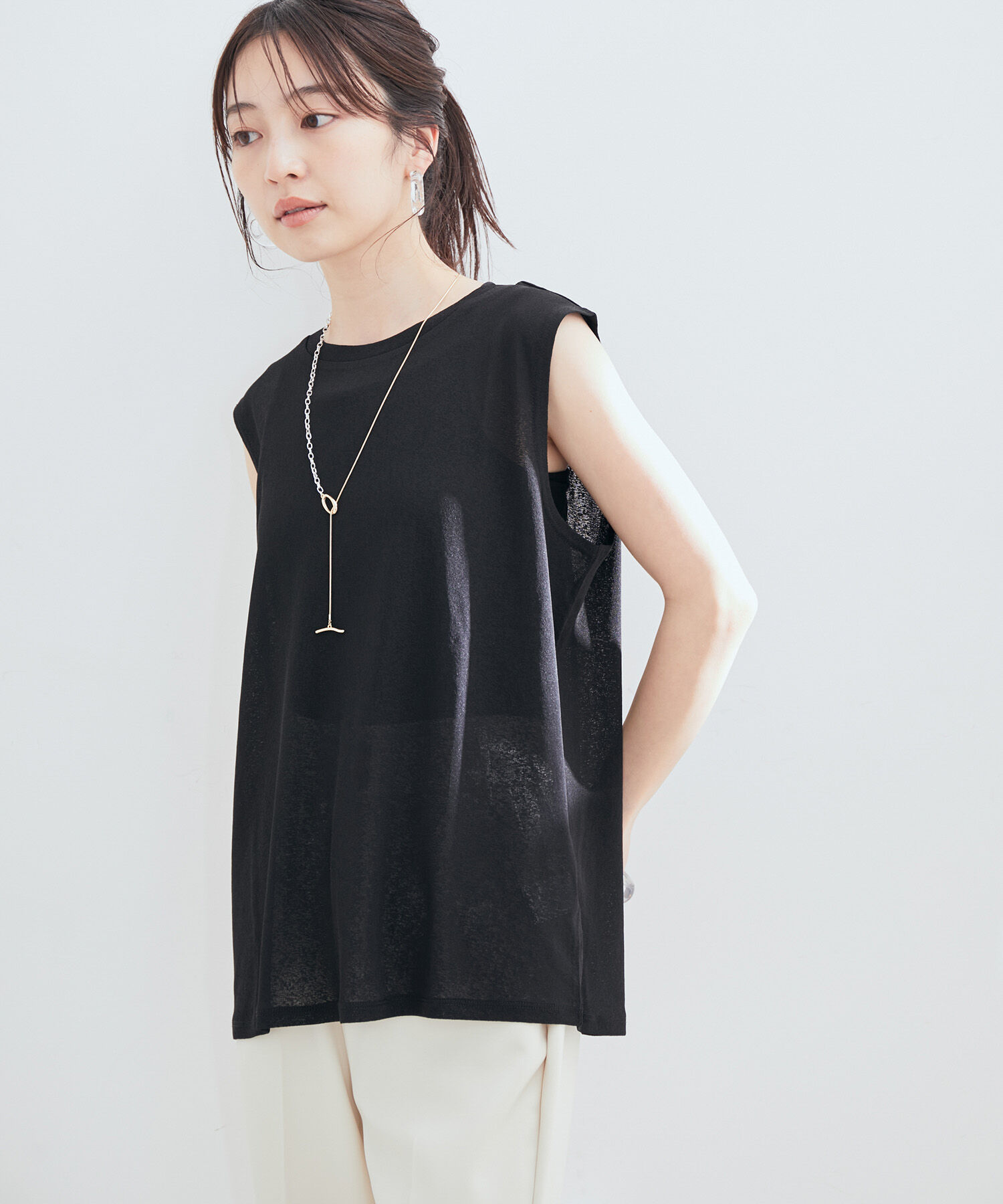 vis-a-vis「【WEB限定】シアーボックスノースリーブトップス」|Tシャツ・カットソー|