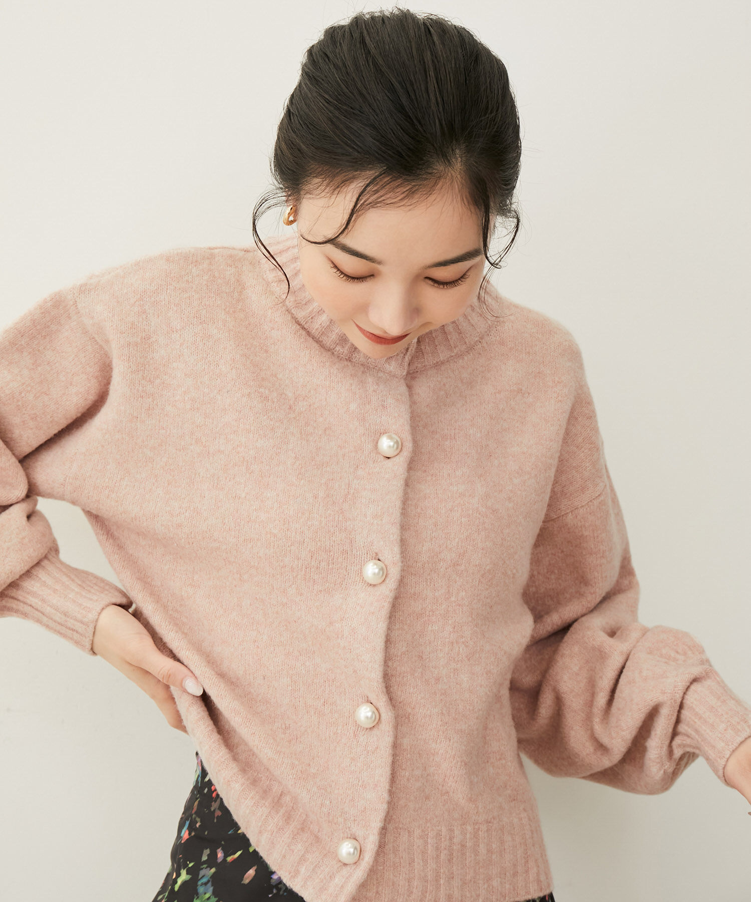 VIS「【シリーズ累計販売数3万点超え！】BIGパール釦カーディガン【新色】【洗える】」|カーディガン|