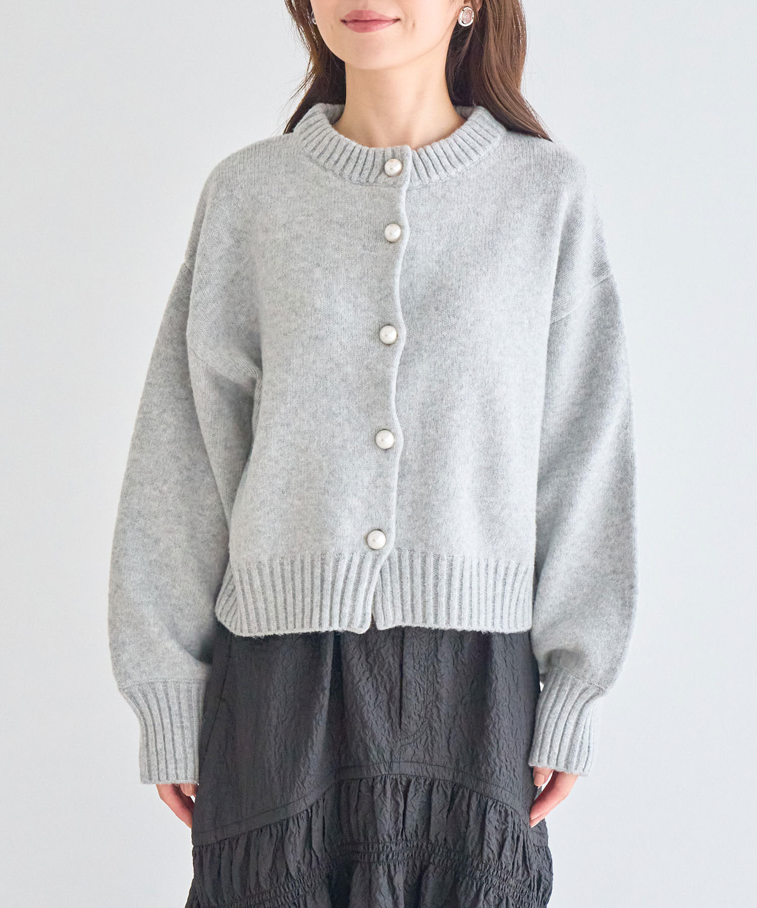 VIS「【シリーズ累計販売数3万点超え！】BIGパール釦カーディガン【新色】【洗える】」|カーディガン|