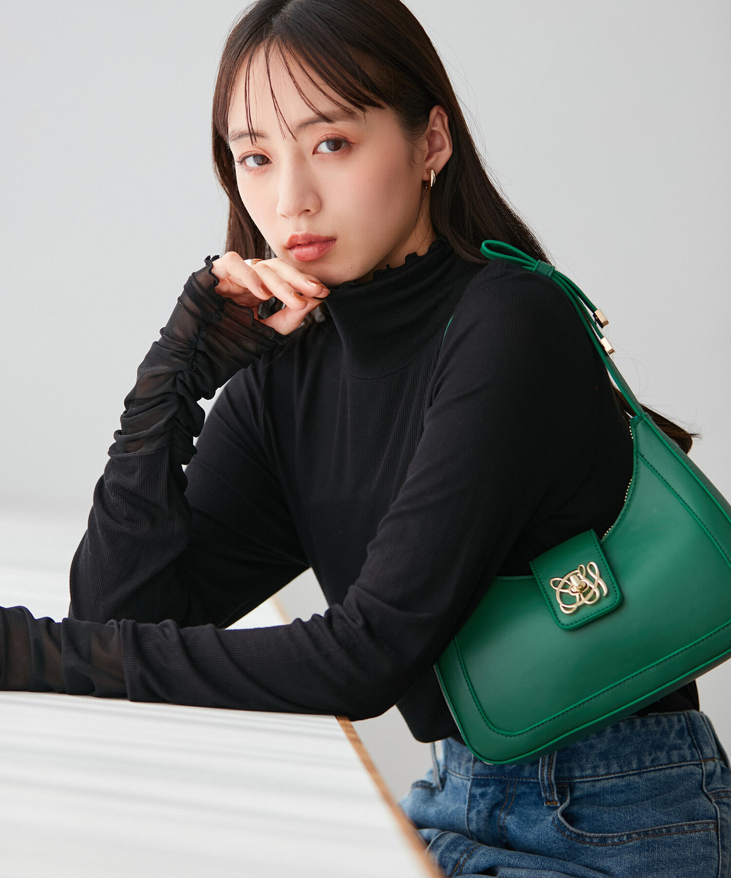 VIS「テレコ&times;シアーメッシュ袖切り替えハイネックプルオーバー」|Tシャツ・カットソー|