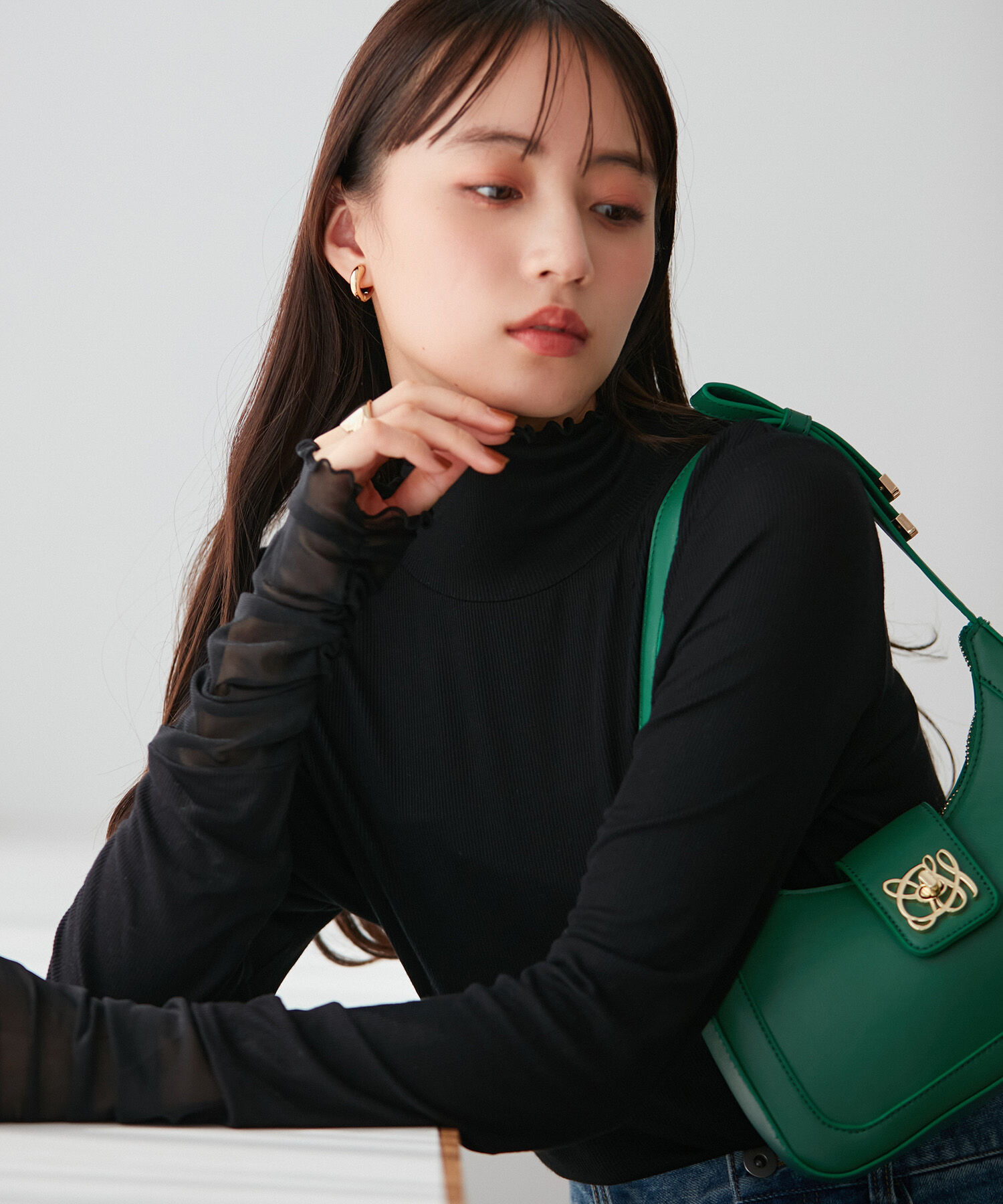 VIS「テレコ&times;シアーメッシュ袖切り替えハイネックプルオーバー」|Tシャツ・カットソー|