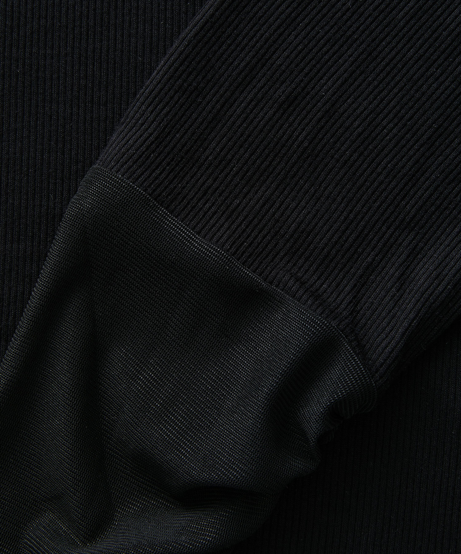 VIS「テレコ&times;シアーメッシュ袖切り替えハイネックプルオーバー」|Tシャツ・カットソー|