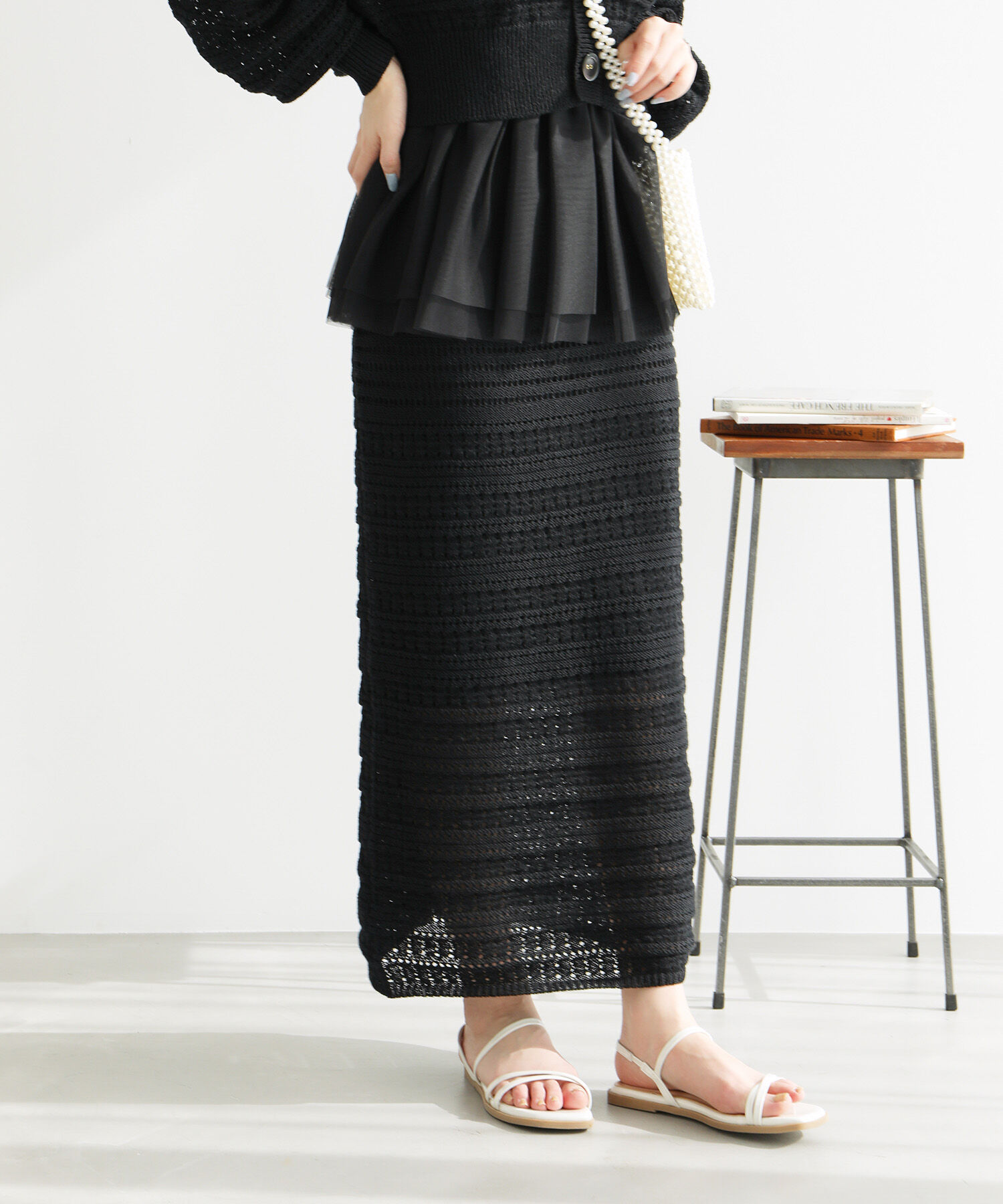Rope&rsquo;Picnic「セットアップ対応/透かし編みテープヤーンIラインニットスカート」|スカート|ブラック系(02)
