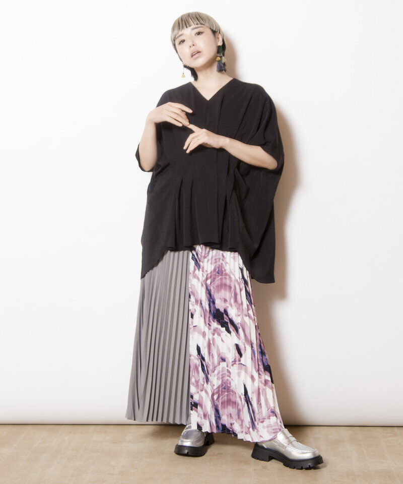  「Vネックタックブラウス」|シャツ・ブラウス|