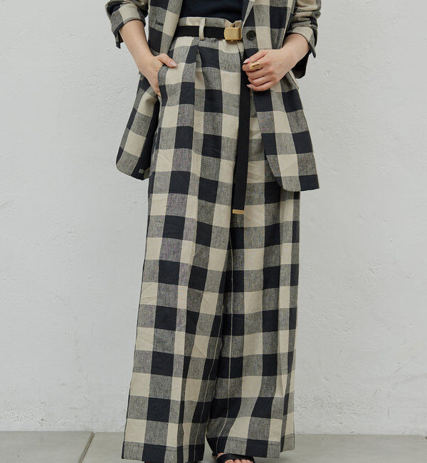  「【HERITANOVUM】チェックベルトパンツ」|チノ|ブラック