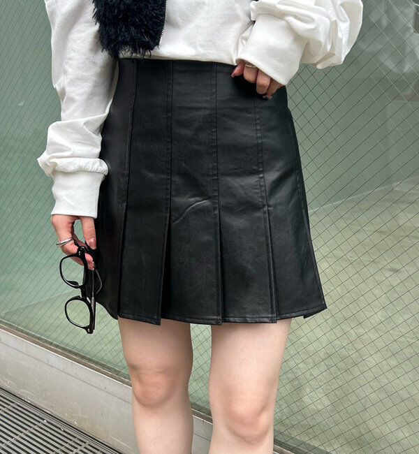  「[mline]レザープリーツミニスカート」|スカート|