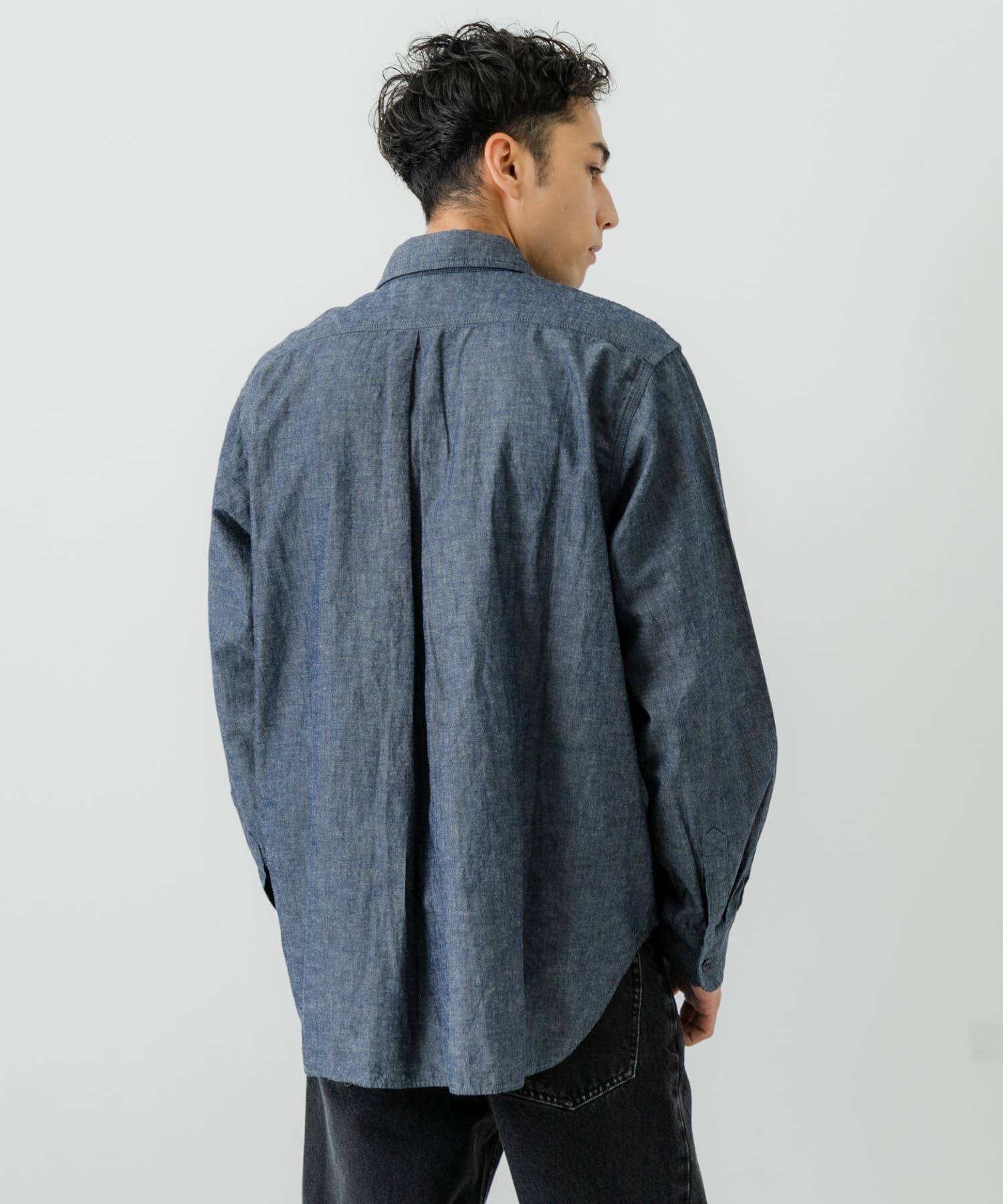 URBAN RESEARCH「『別注』LE VETEMENT ATLANTIQUE&times;UR　シャンブレーシャツ」|シャツ・ブラウス|