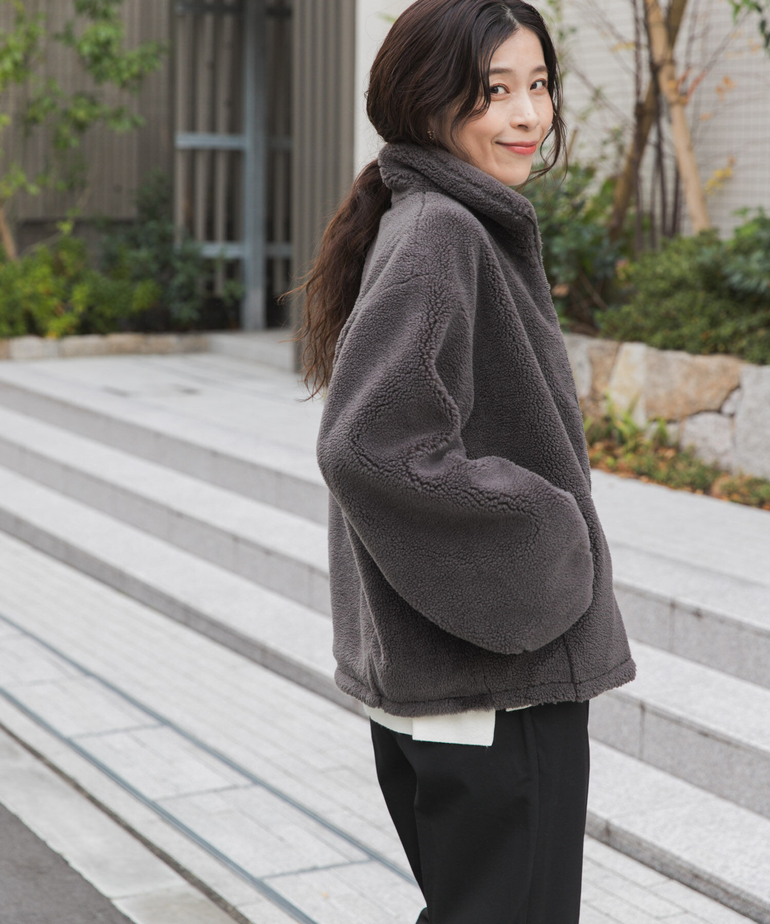 URBAN RESEARCH DOORS「ZIPボアブルゾン」|ノーカラーコート|