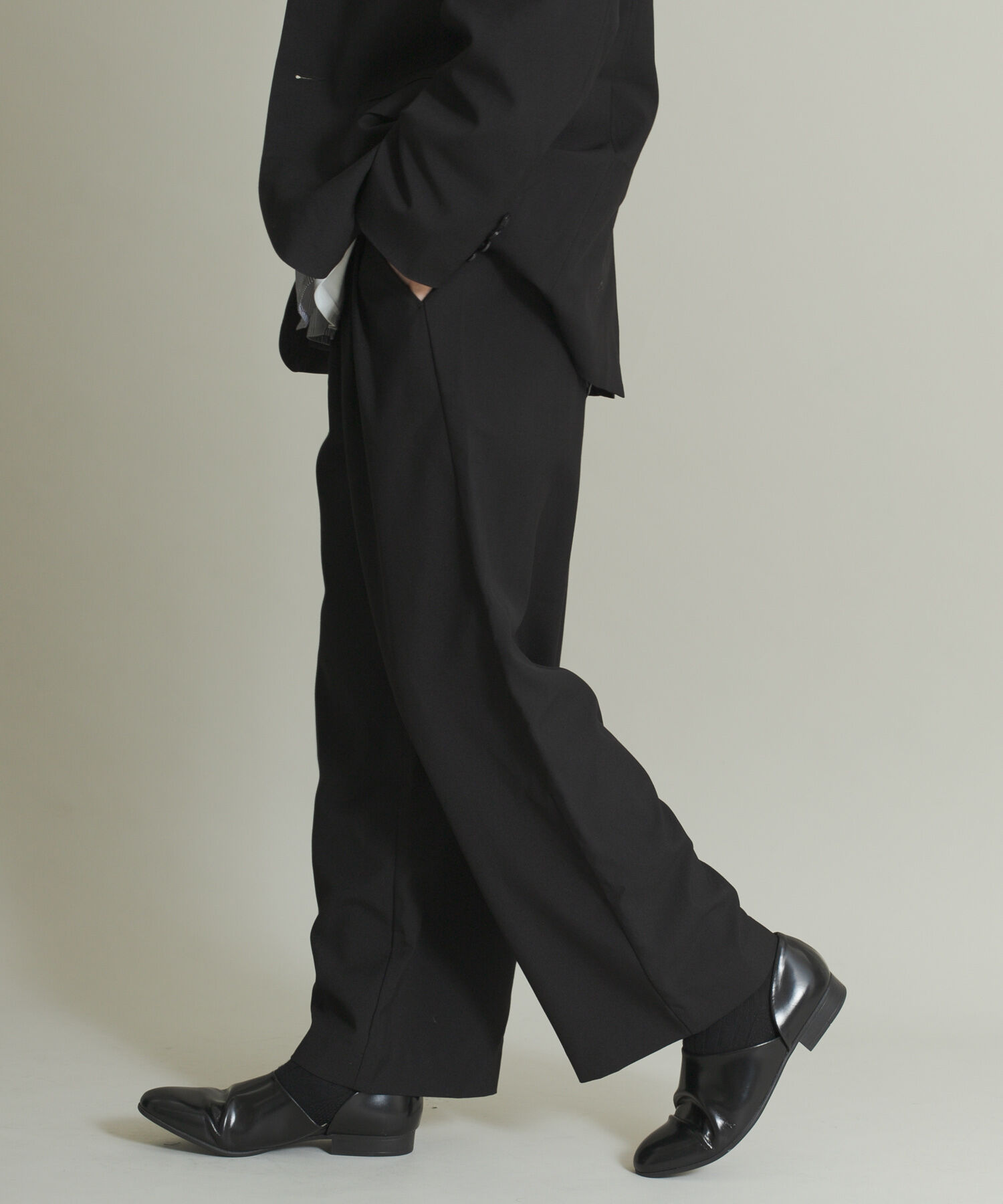 SENSE OF PLACE by URBAN RESEARCH「コンフォートストレートスラックス」|その他|