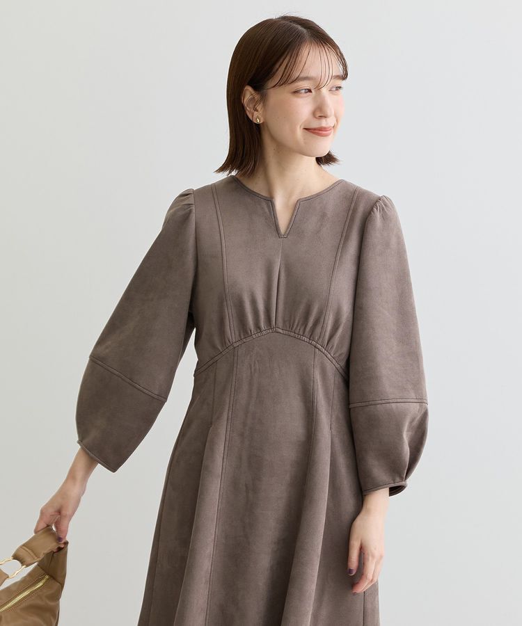 Green Parks「・ELENCARE DUE スエードポンチタックワンピ」|ワンピース|