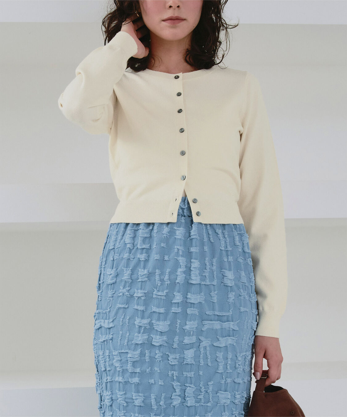 titivate「クルーネックニットカーディガン/トップス」|ニット・セーター|アイボリー