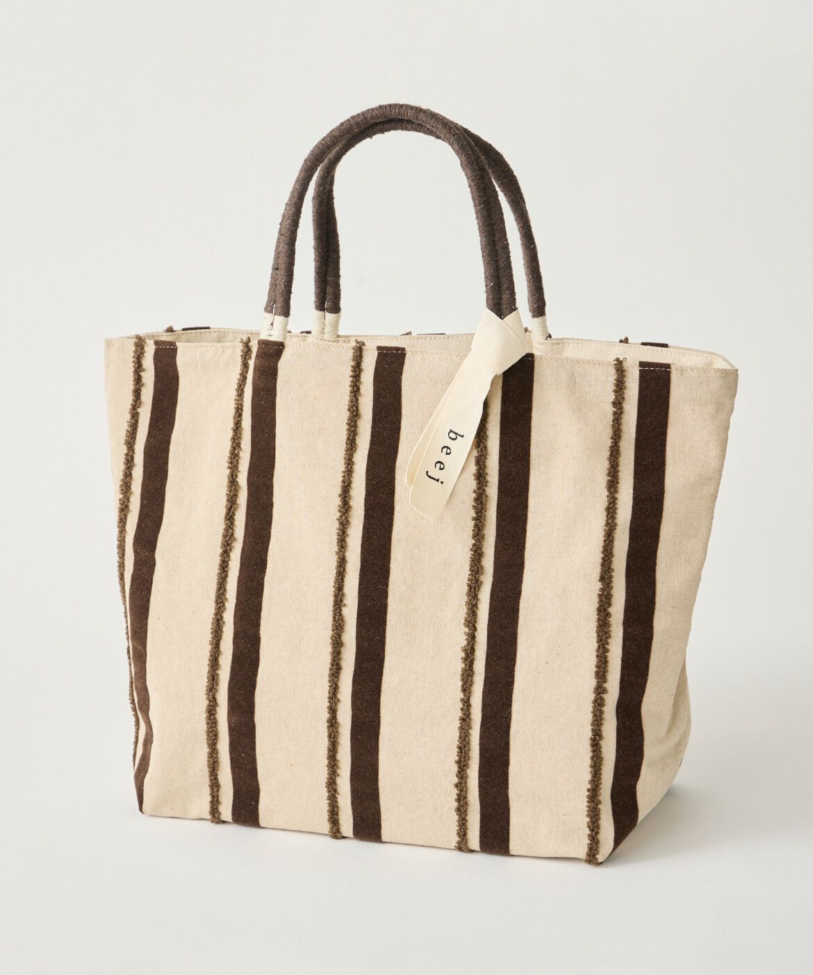 DAY by DAY it&rsquo;s international「Embroidery &amp; Flocky Big tote bag《beej》」|トートバッグ|ブラウン