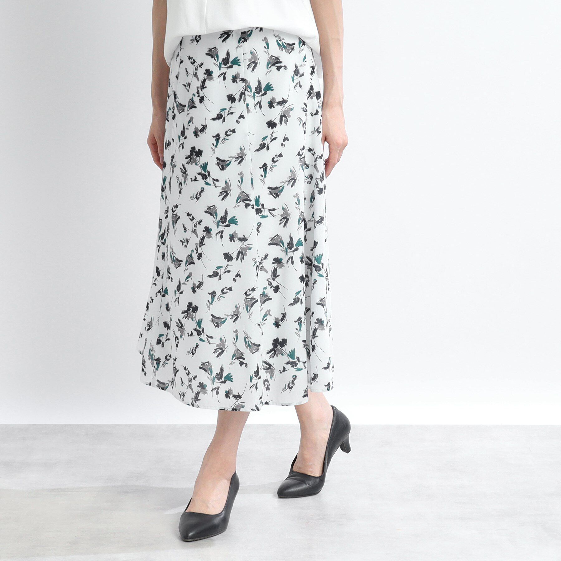 Reflect「【マシンウォッシュ可】フラワー柄フレアスカート」|スカート|