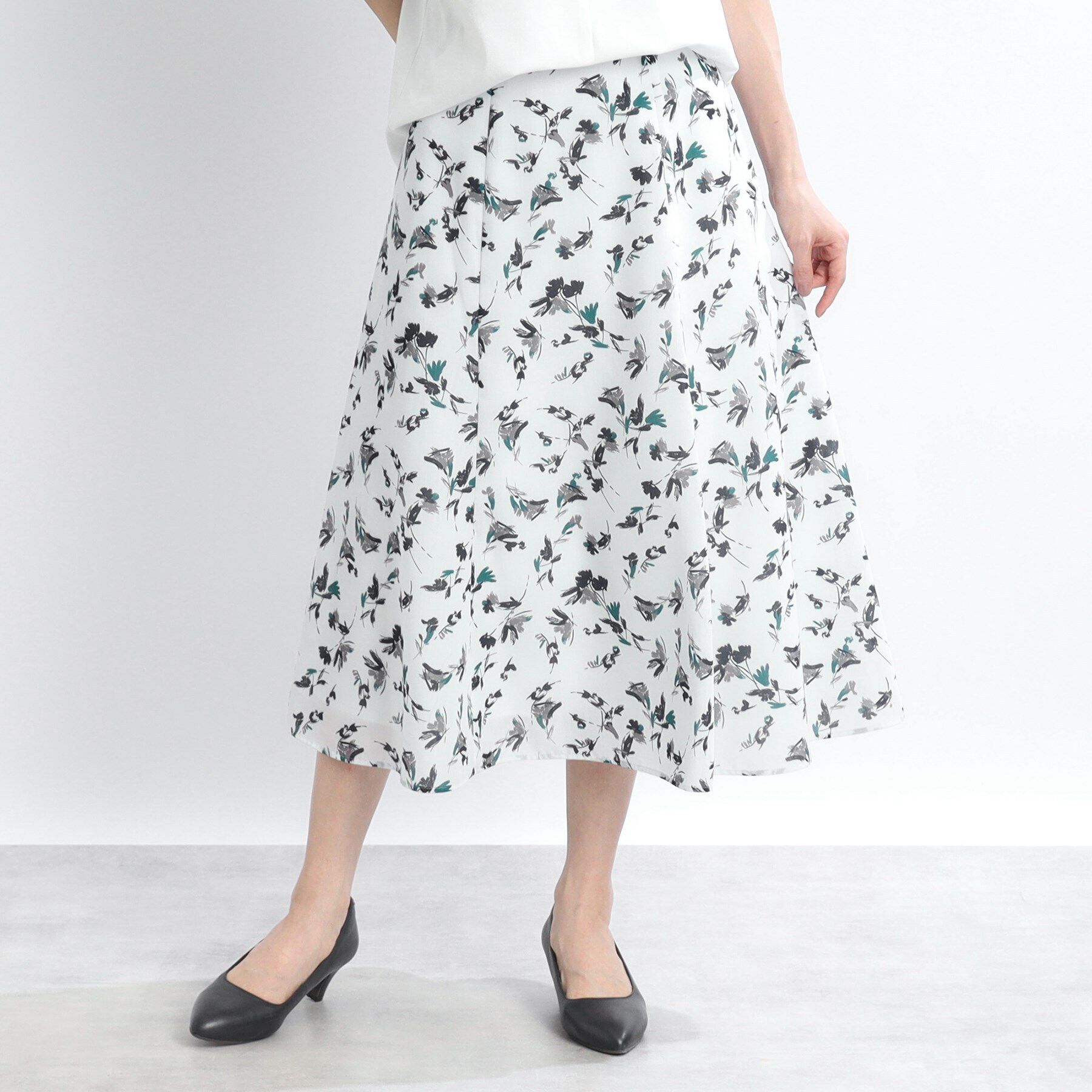 Reflect「【マシンウォッシュ可】フラワー柄フレアスカート」|スカート|