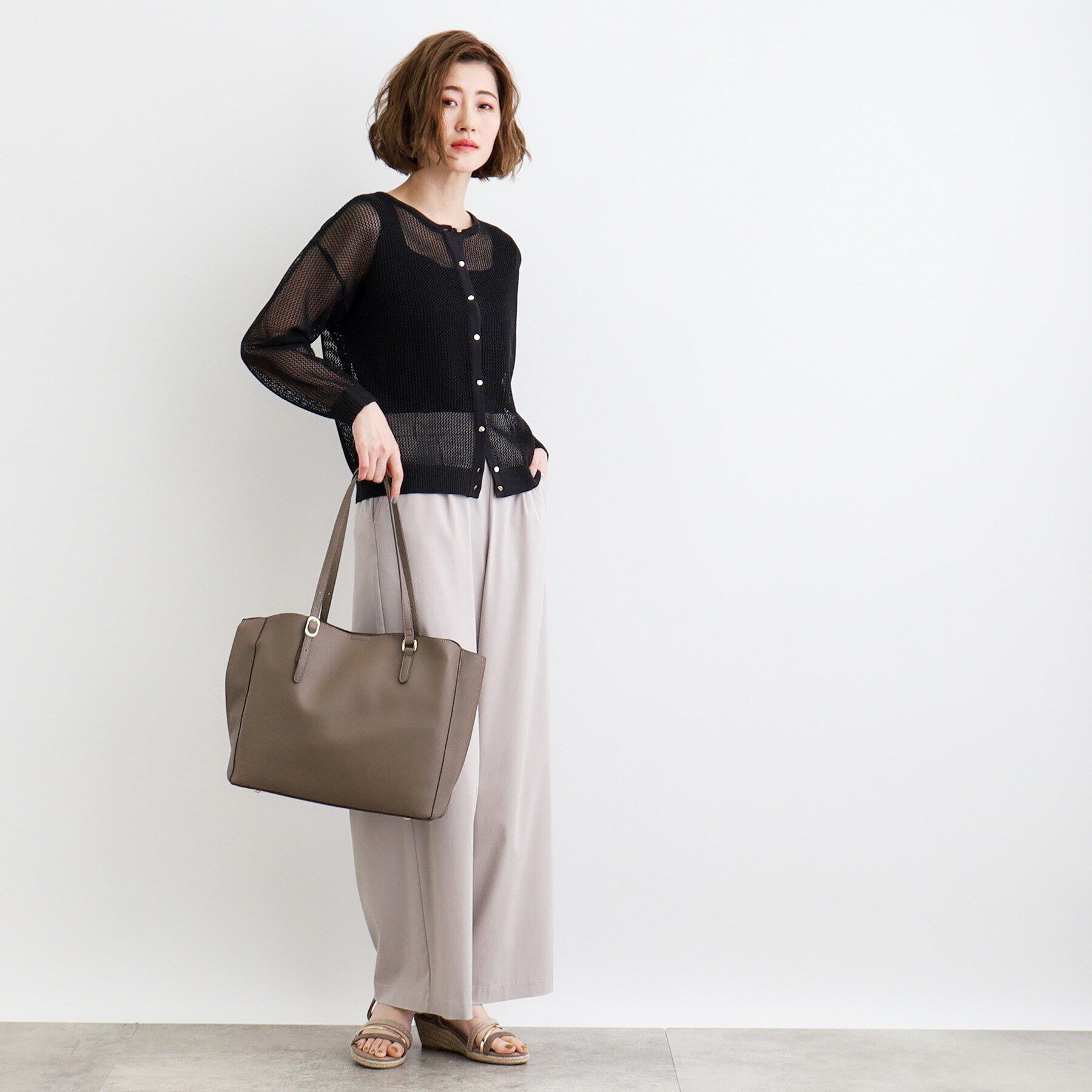 grove「【人間工学・A4】サイドスリットトート」|トートバッグ|