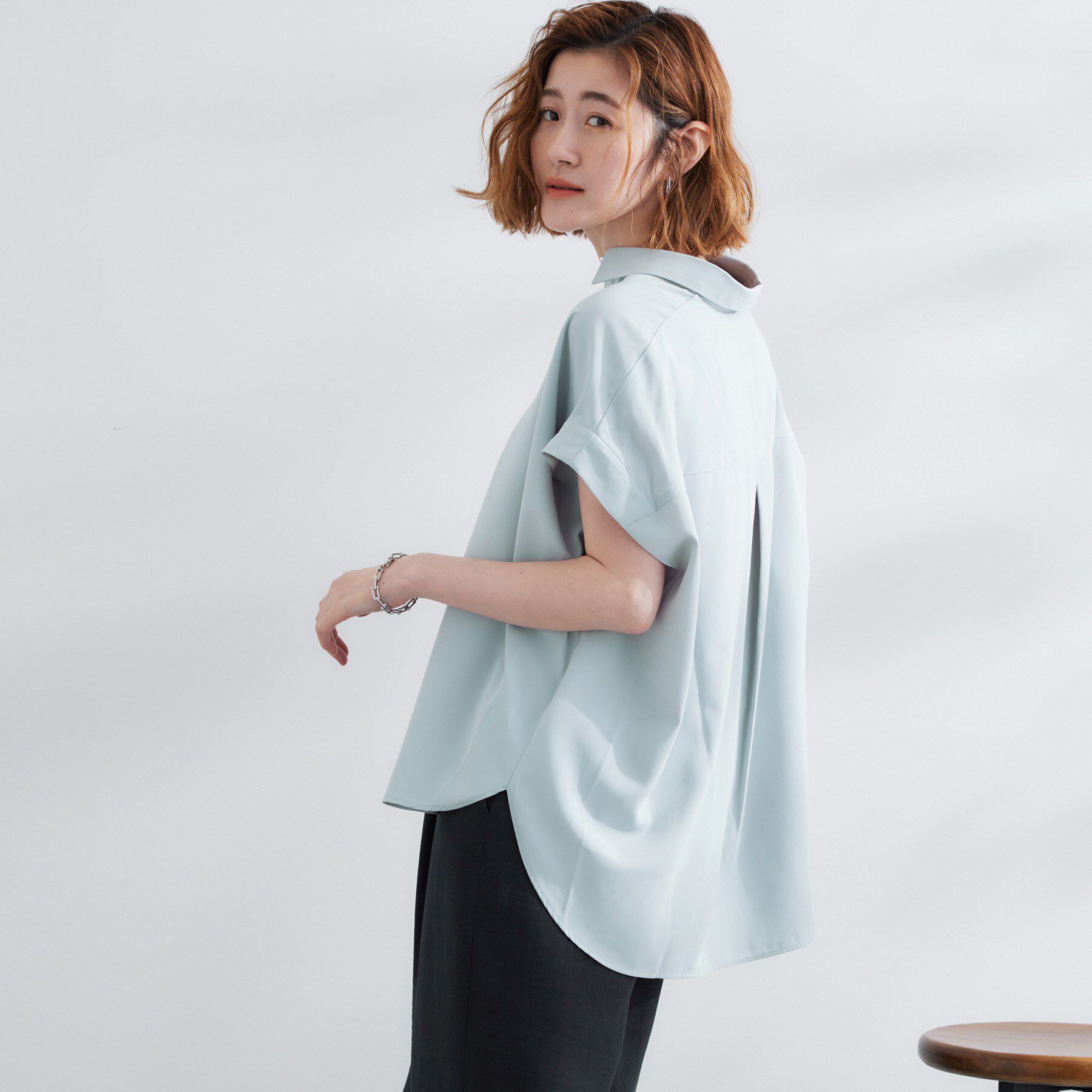 grove「【雑誌掲載】お手入れ楽ちんが嬉しい機能付き！大人のキレイとろみシャツ」|シャツ・ブラウス|