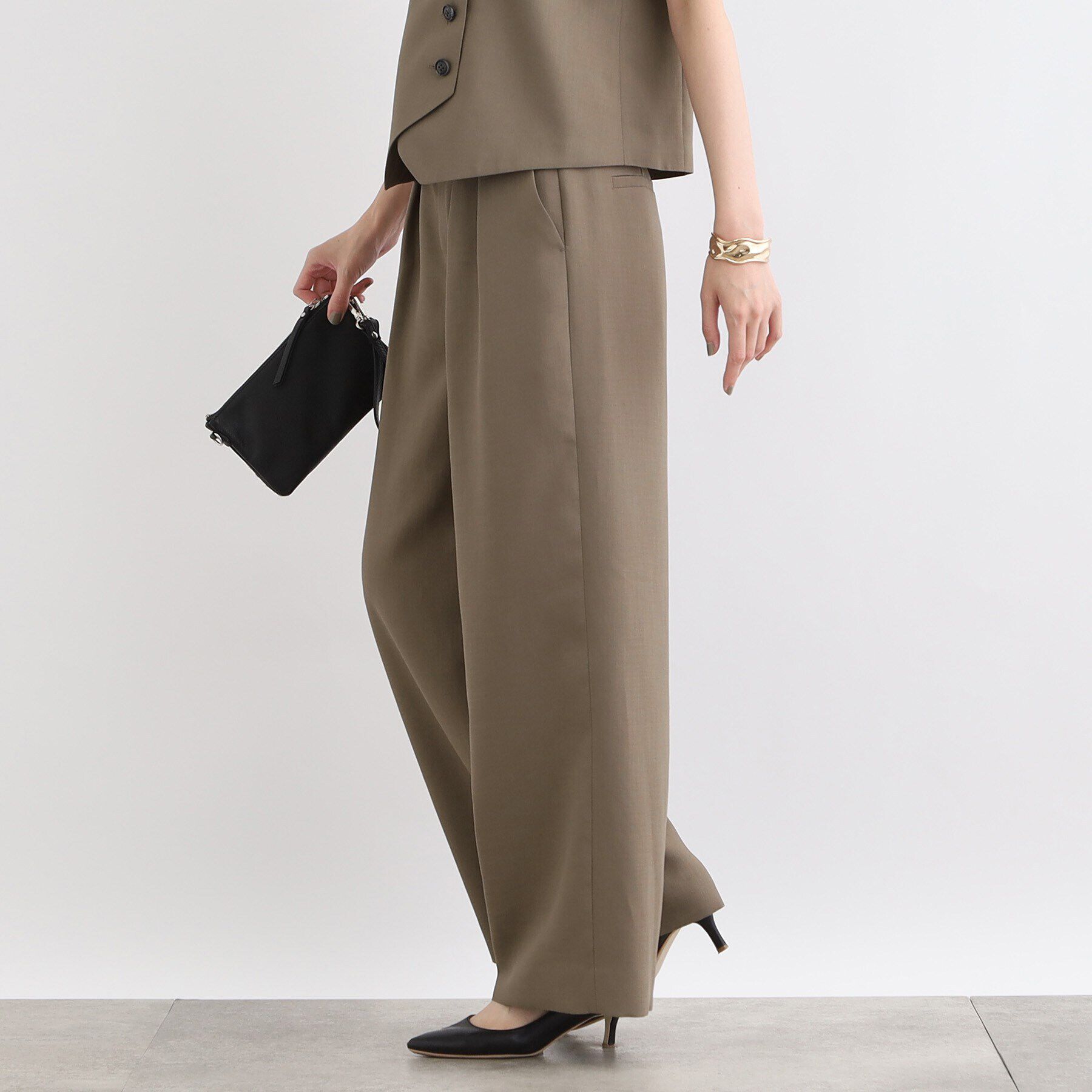 INDIVI「【トリアセテート混/SETUP可能】タックワイドパンツ」|その他|