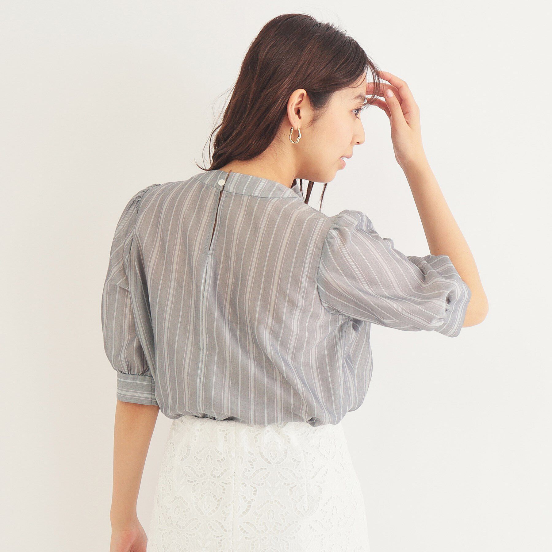 index「シアーストライプリボン2wayブラウス【洗濯機洗い可】」|シャツ・ブラウス|