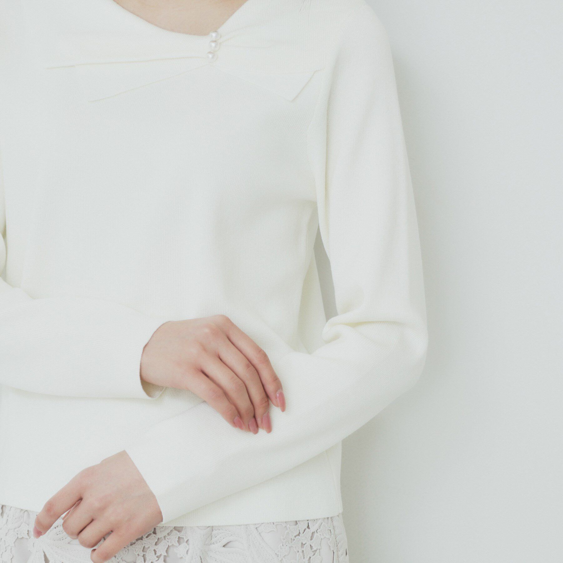 index「アシメリボンカラーニット【洗濯機洗い可】」|ニット・セーター|