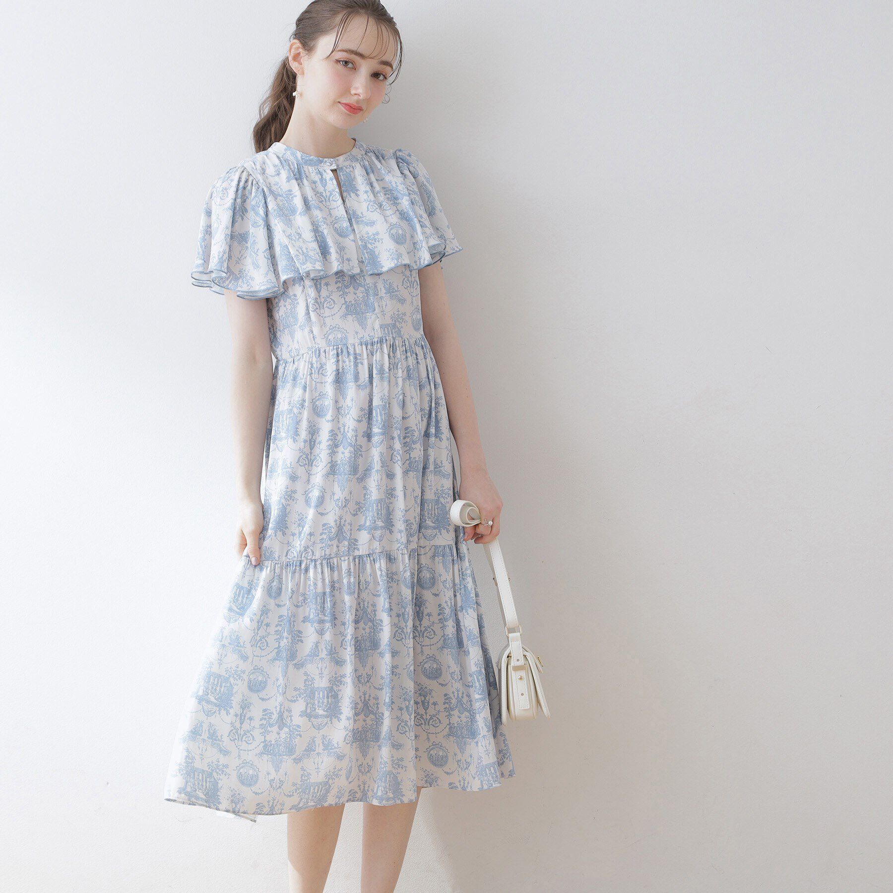 Couture broach「トワル・ド・ジュイ ケープドレス」|ワンピース|ﾌﾞﾙｰ(191)