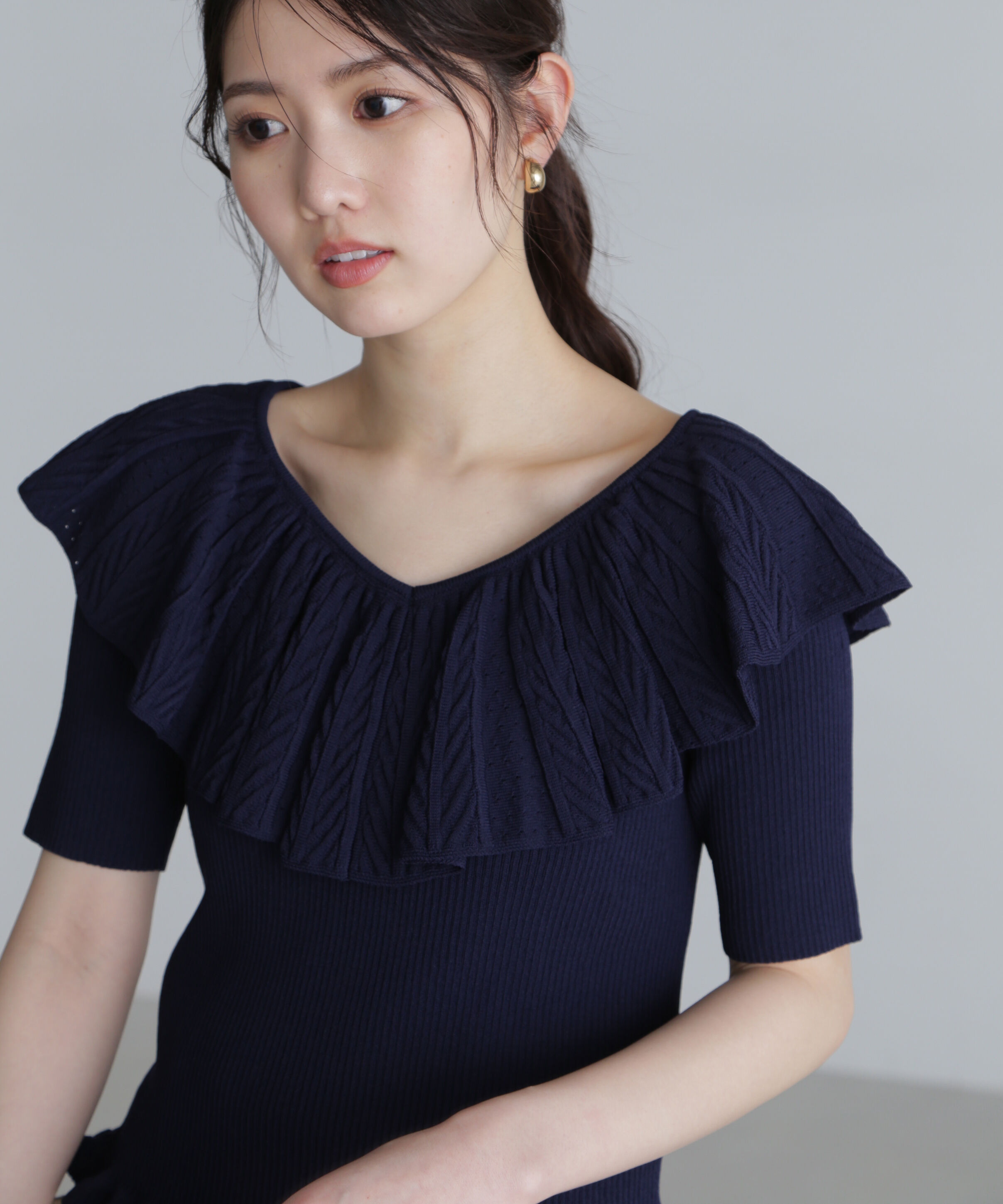  「ラッフル襟ニット」|ニット・セーター|ネイビー
