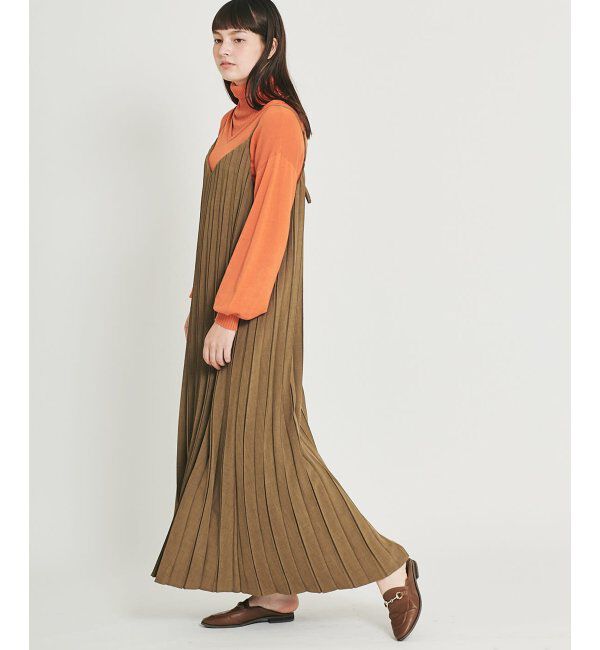 IKKA LOUNGE「&radic;M ルートエム プリーツワンピース」|ワンピース|