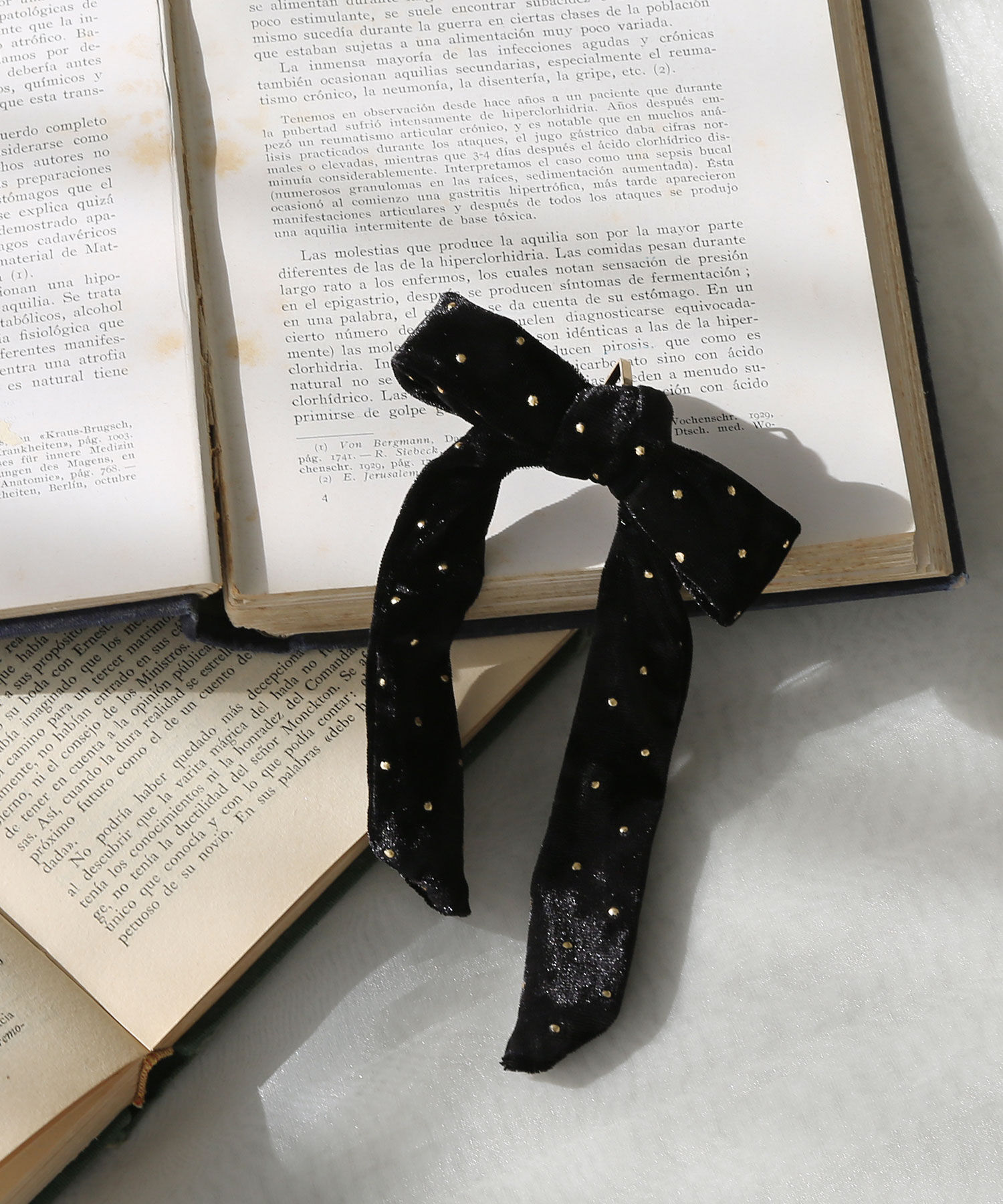 colleca la「ドット柄 ベロアリボンヘアゴム」|ヘアゴム・シュシュ|ブラック