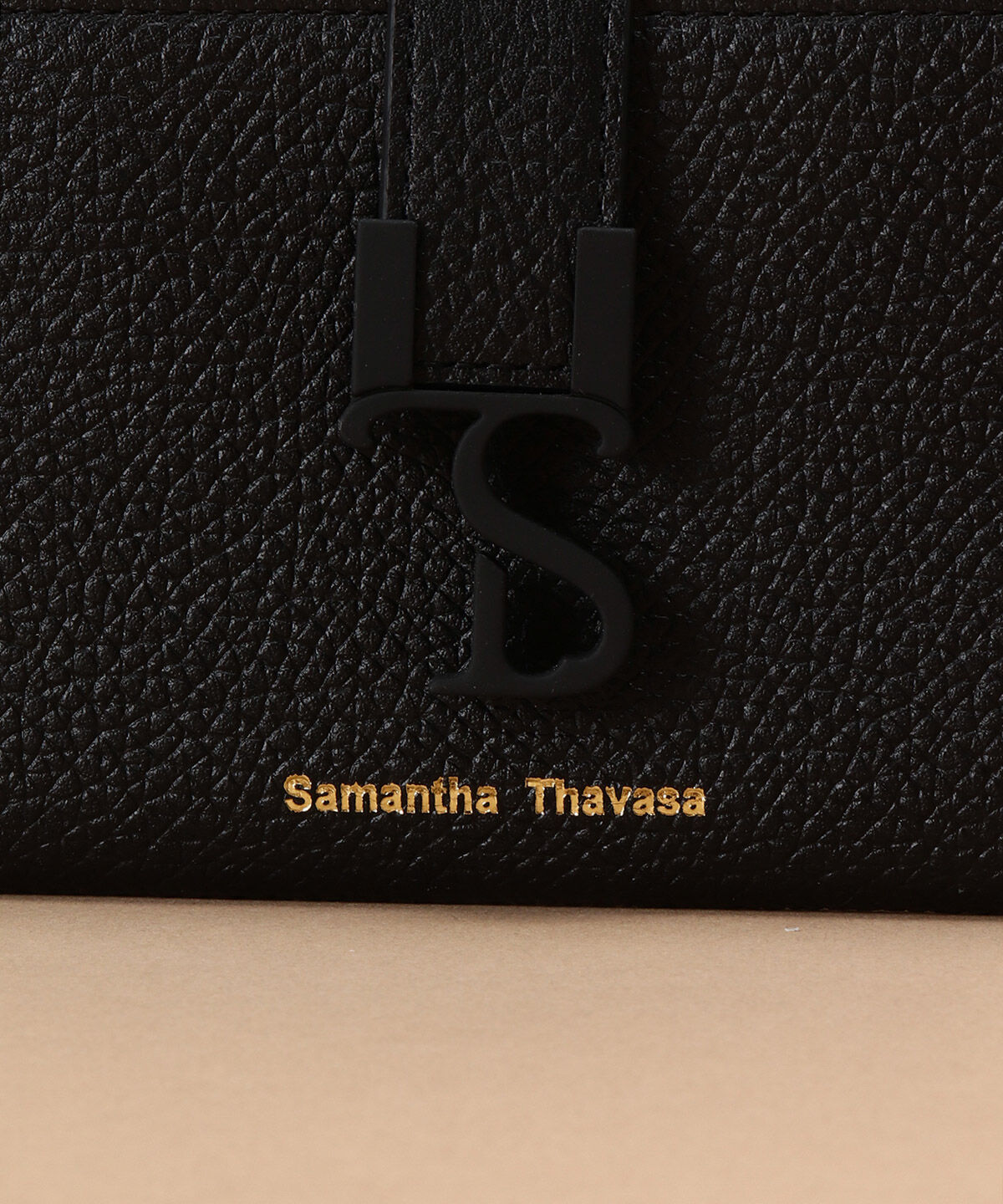Samantha Thavasa「マットアイコン レザー パスケース」|定期入れ|