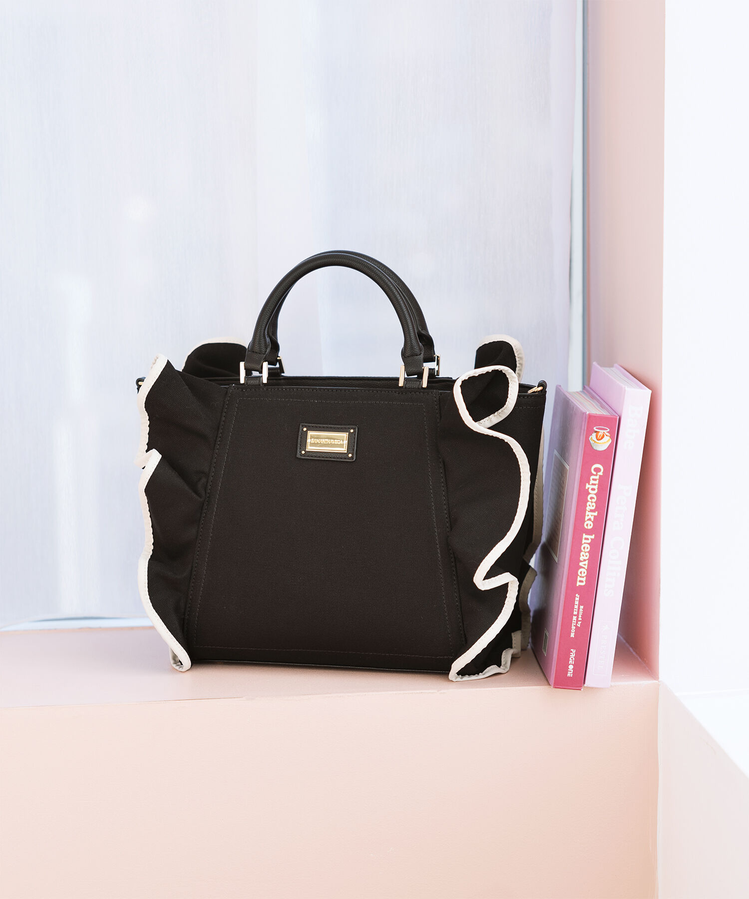 Samantha Vega「パイピングフリルハンドバッグ（大）」|ハンドバッグ|