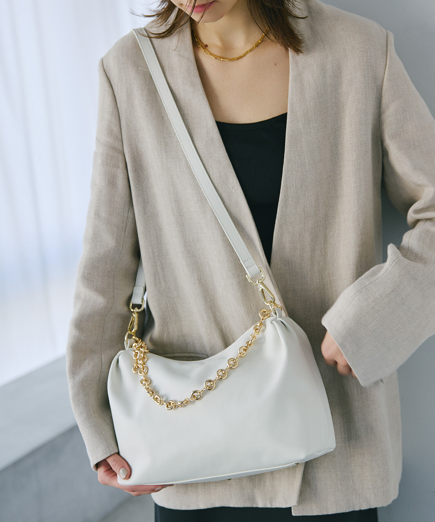 TOPKAPI TREASURE「【TREASURE TOPKAPI】スムース レザー チェーン付き ショルダー バッグ」|ショルダー・メッセンジャー|オフ