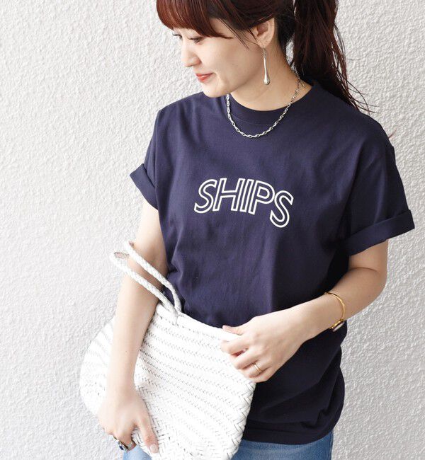 SHIPS for women「【WEB限定】 SHIPS ラウンド プリント ロゴ TEE」|Tシャツ・カットソー|