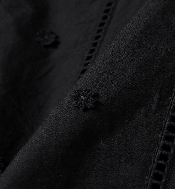 SHIPS any「SHIPS any:〈洗濯機可能〉フラワー モチーフ ハシゴレース クルーネック ブラウス」|シャツ・ブラウス|