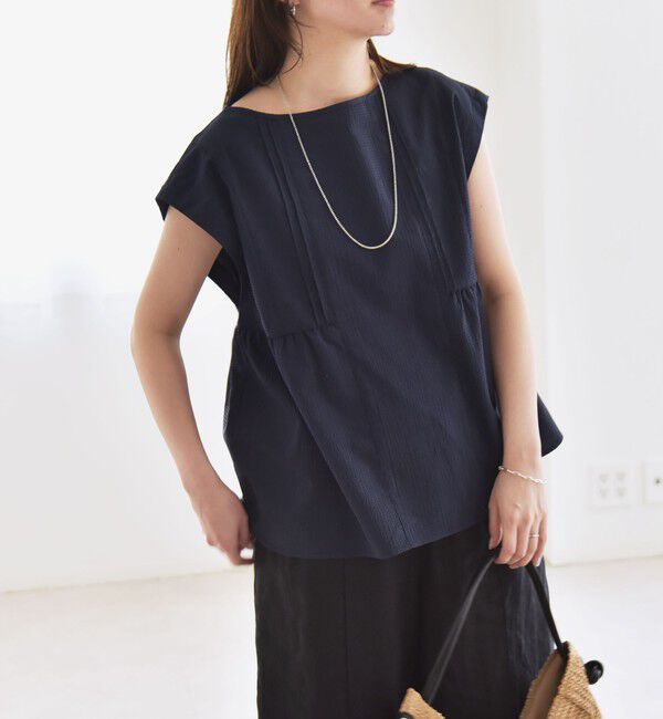 quaranciel「quaranciel:〈洗濯機可能〉ミニサッカー タックギャザー フレンチスリーブ ブラウス」|シャツ・ブラウス|