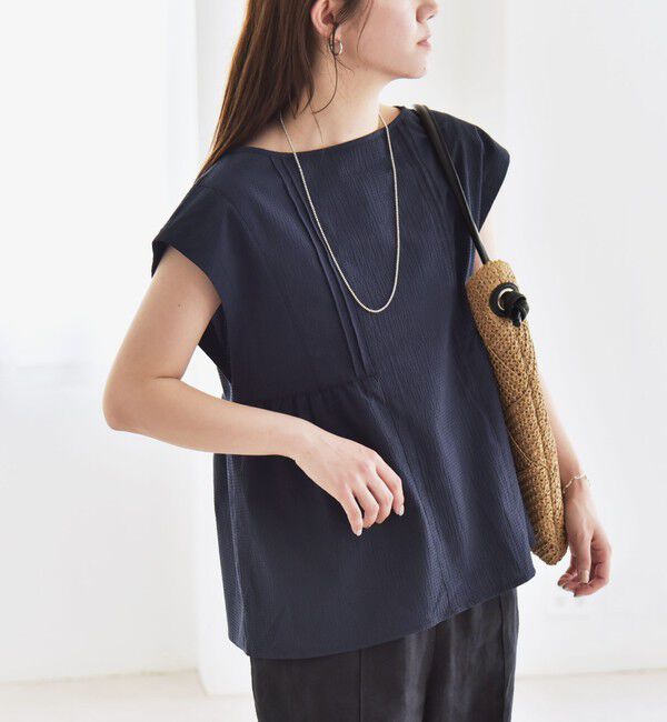 quaranciel「quaranciel:〈洗濯機可能〉ミニサッカー タックギャザー フレンチスリーブ ブラウス」|シャツ・ブラウス|