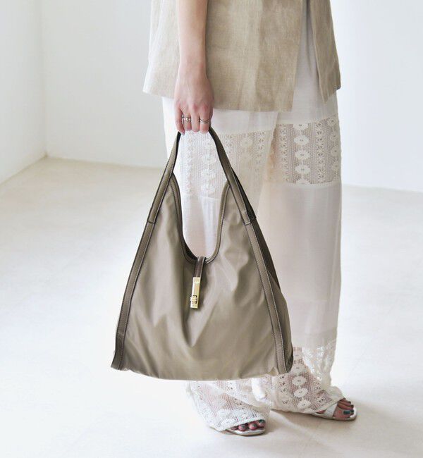 quaranciel「quaranciel: 金具デザイン Vカット トート バッグ」|トートバッグ|